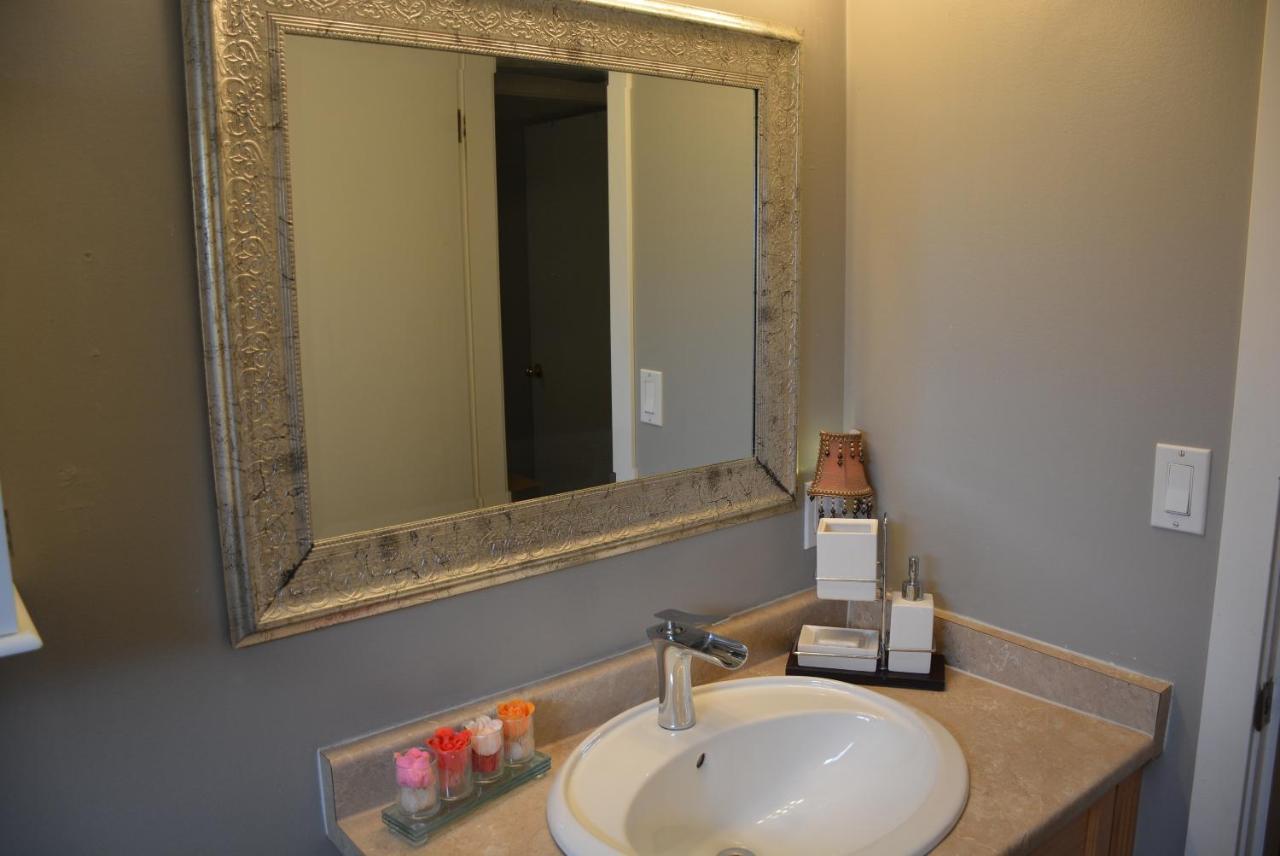 Aasra Home Kelowna Kültér fotó